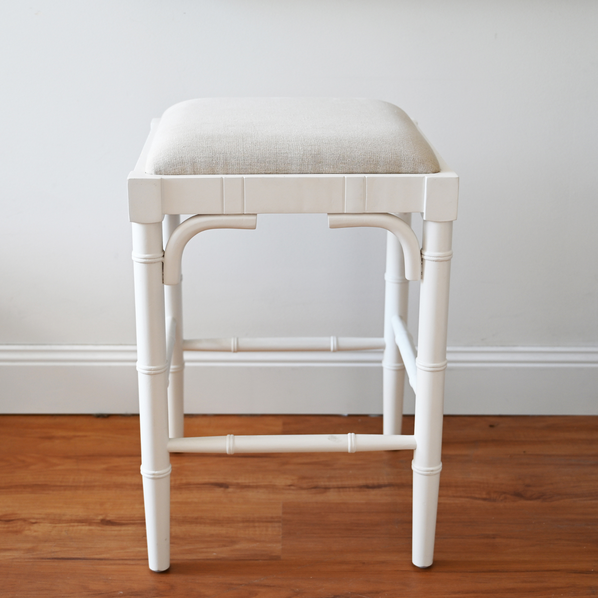 Traditional Chippendale Backless Kitchen Stool With Padded Linen Seat