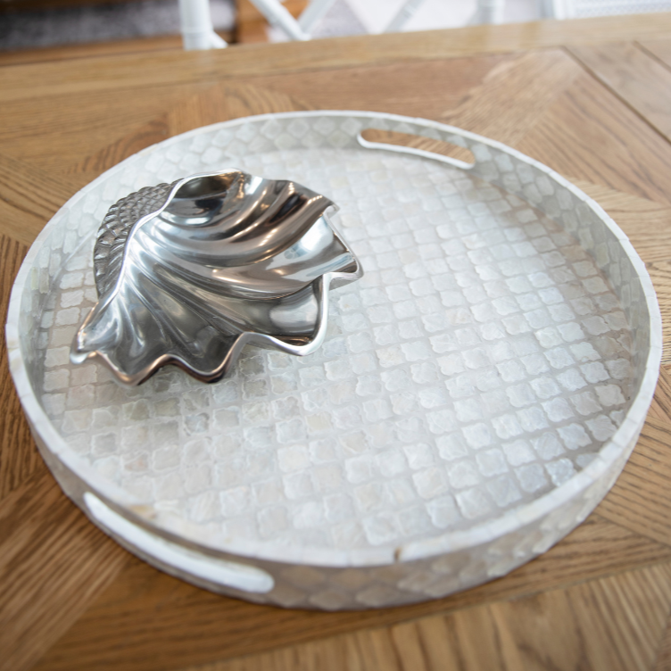 Quatrefoil Round Mother Of Pearl Tray- Neutral