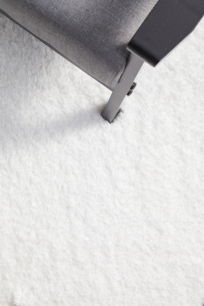 Angelique White Runner