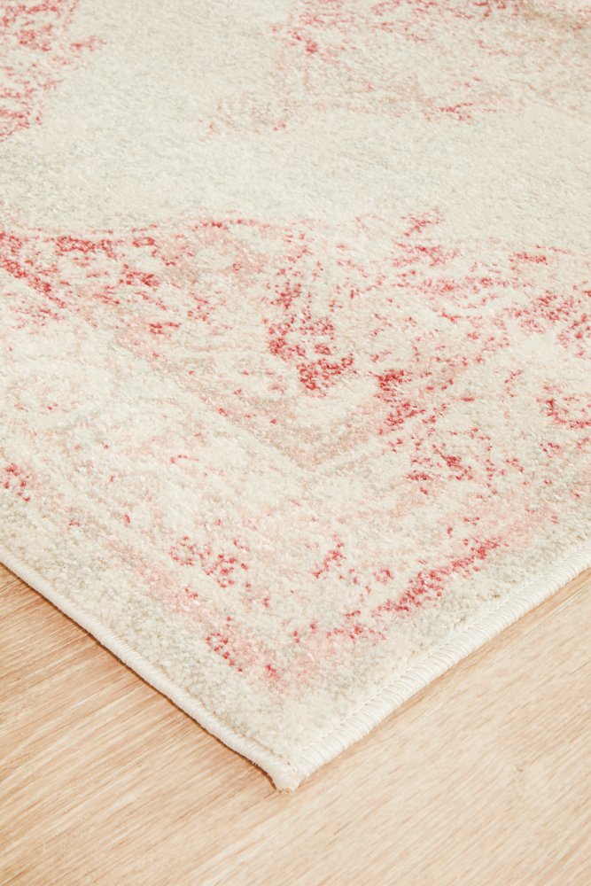 Avalon Rose Runner