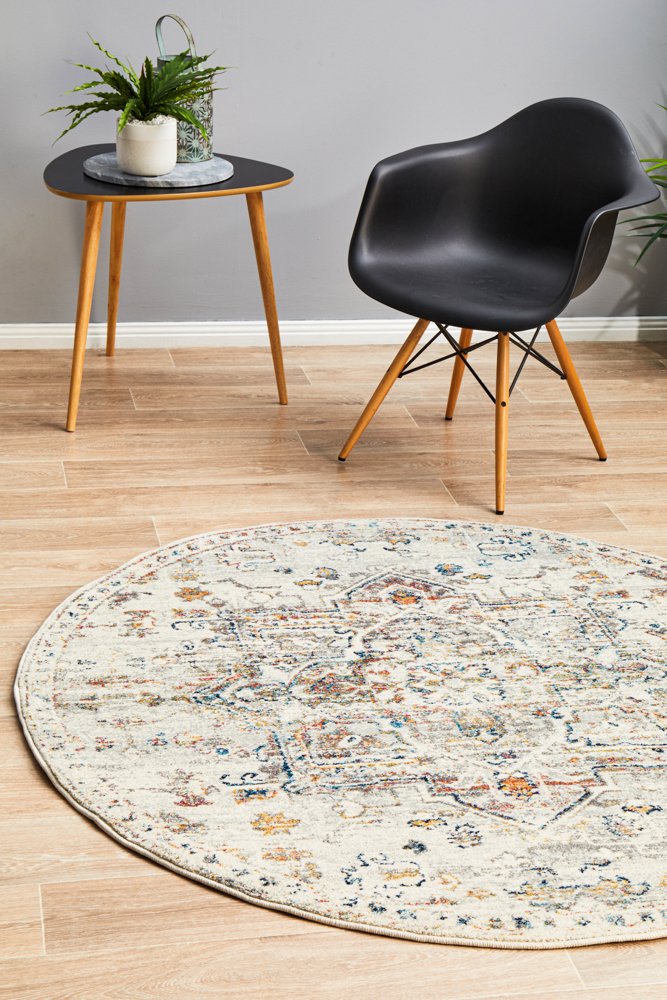 Courtney Silver Round Rug