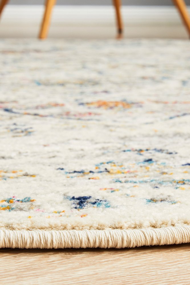 Courtney Silver Round Rug