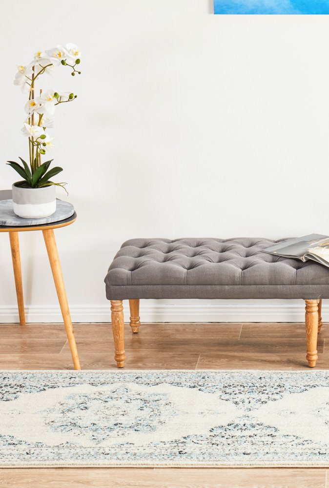 Chelsea White Runner