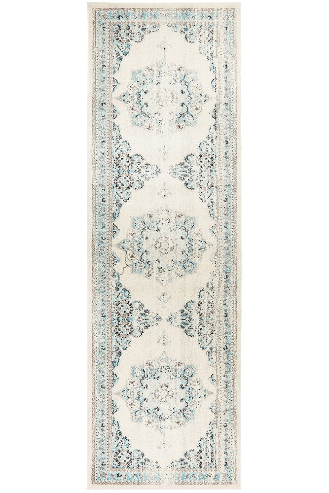 Chelsea White Runner