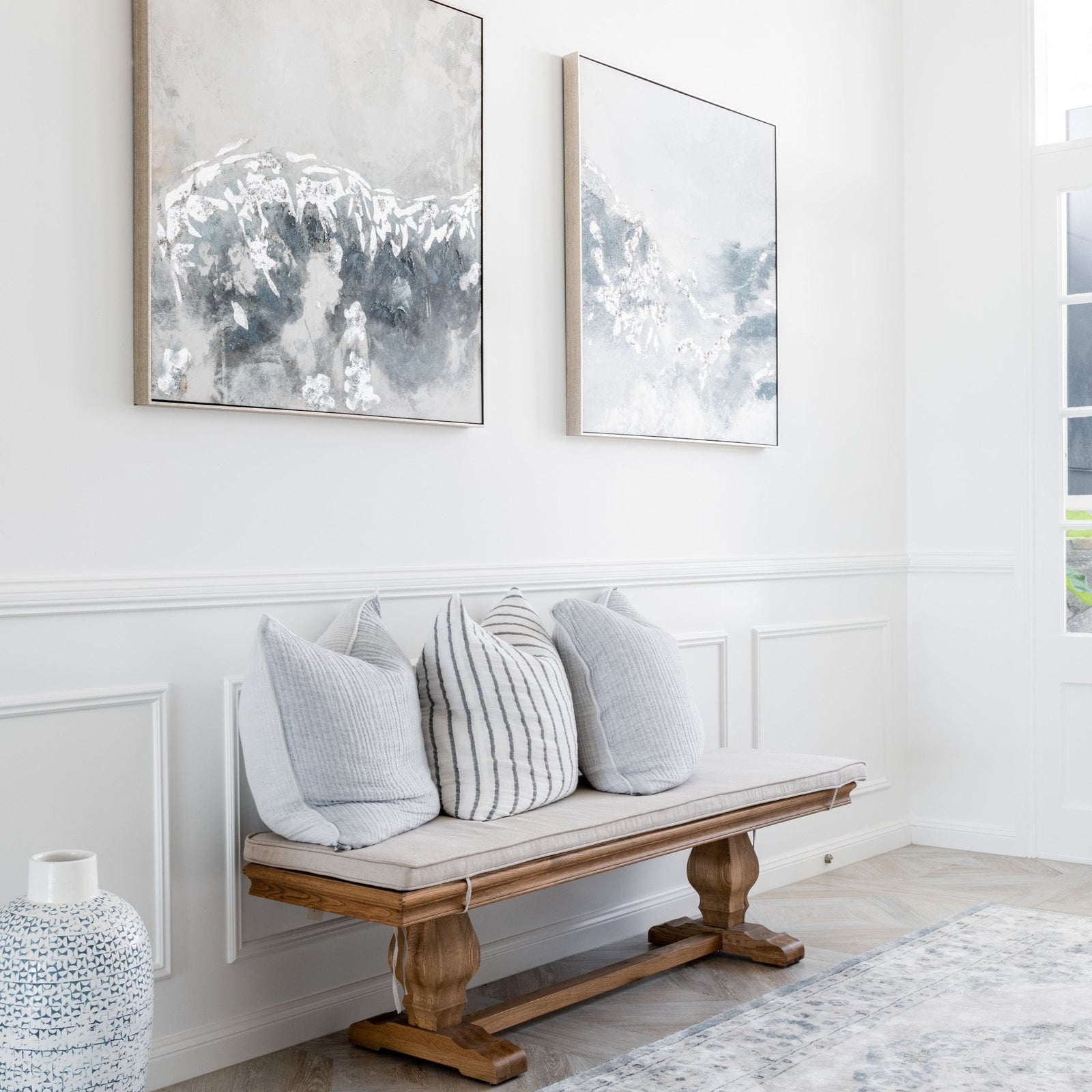 Kensington Hamptons Bench