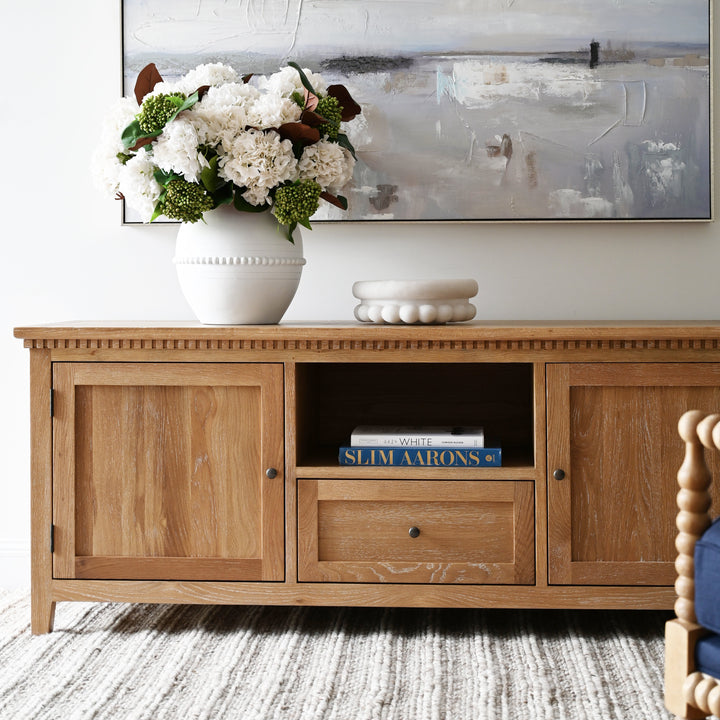 Regency Medium Entertainment Unit