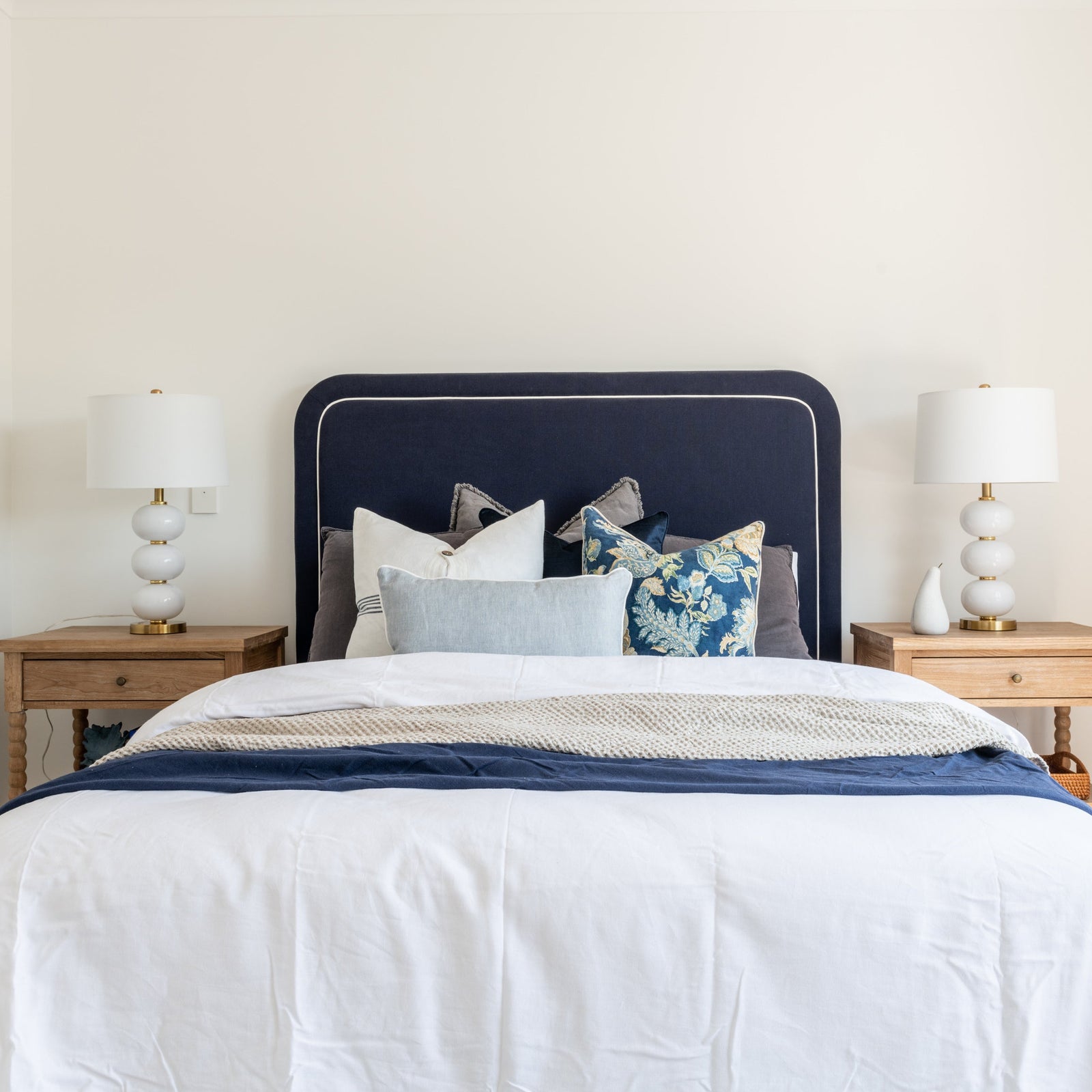 Grace Curved Deluxe Bedhead