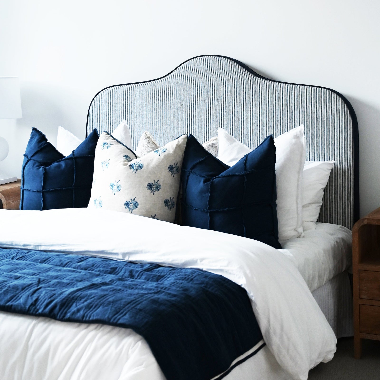 Emily Deluxe Linen Bedhead