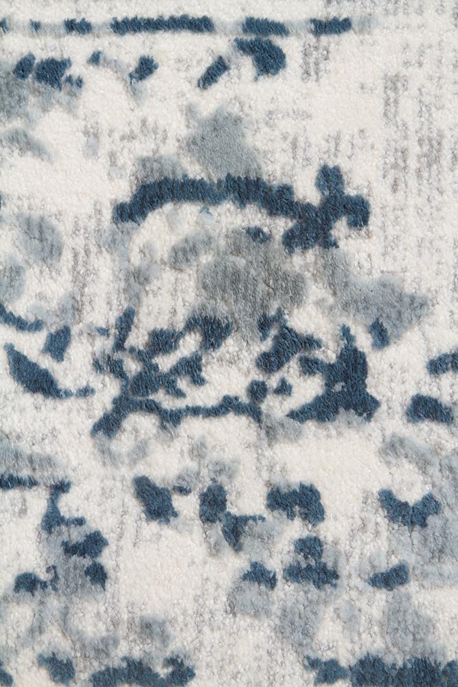 Farah Distressed Contemporary Runner