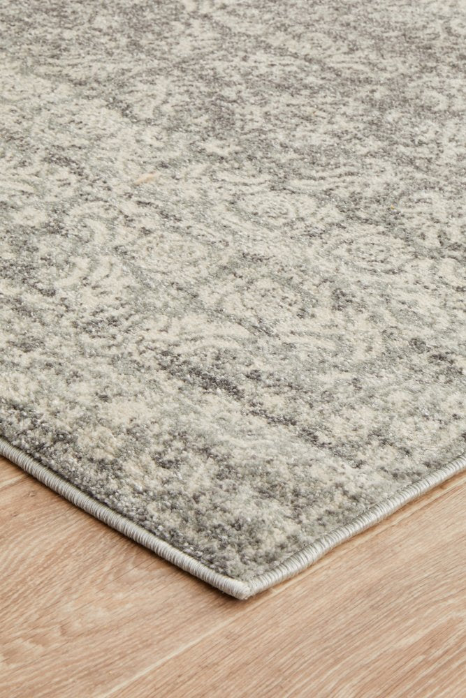 Gwyneth Stunning Transitional Silver Runner
