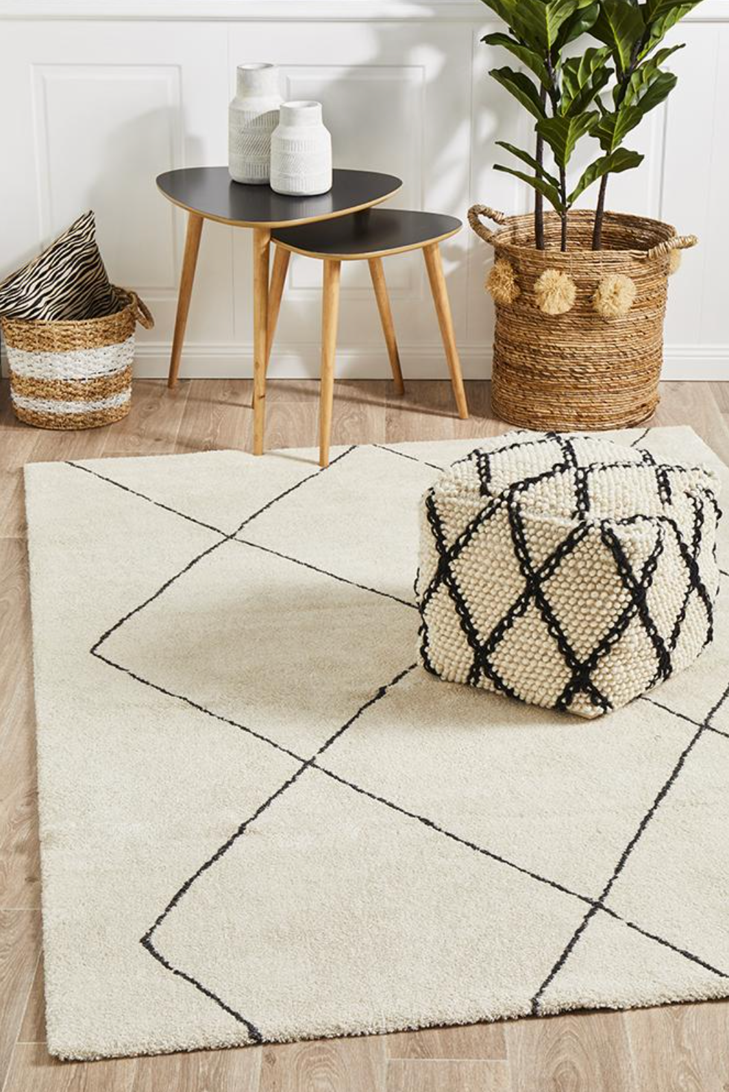 Broadway Diamond Ivory Rectangle Rug