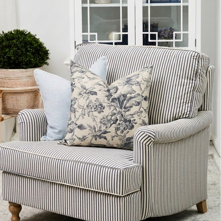 Chateau Square Cushion