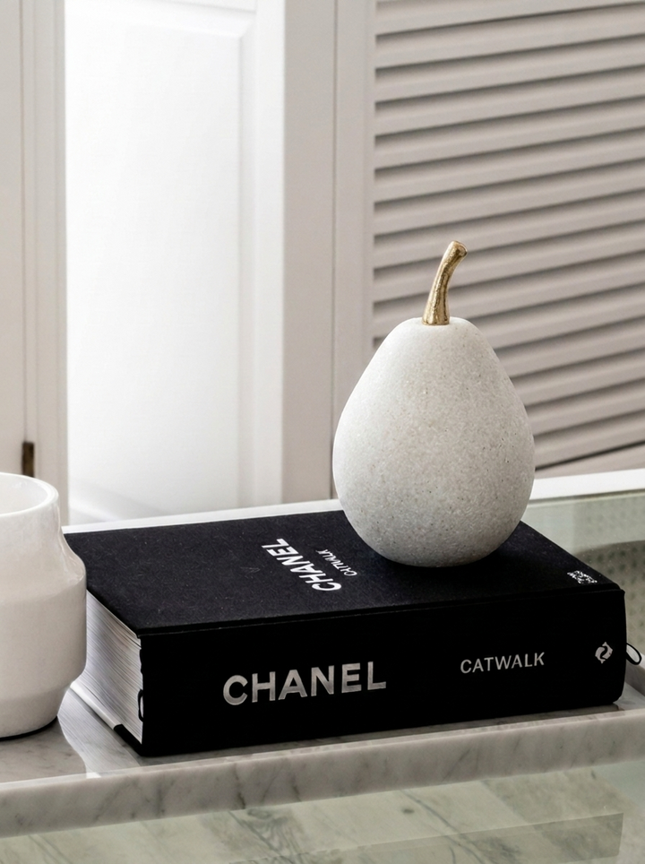 Pear sand quartz decoration