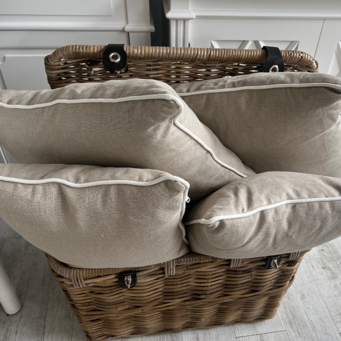 Signature Oatmeal Linen Lumbar Cushion