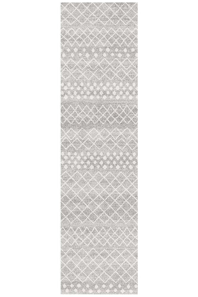 Oasis Selma Silver Tribal Runner