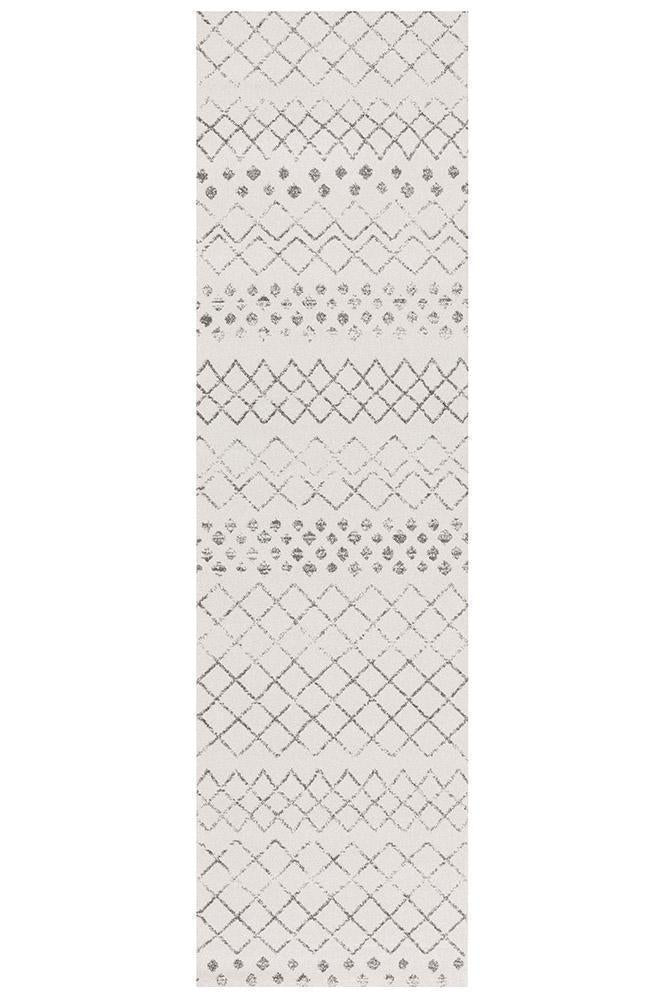 Oasis Selma White Grey Tribal Runner